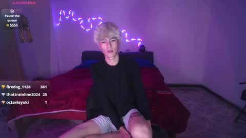 Snapshot of zanty2308 chatting on January 7, 5:43 am Tiiago Mallz online show from January 7, 5:43 am