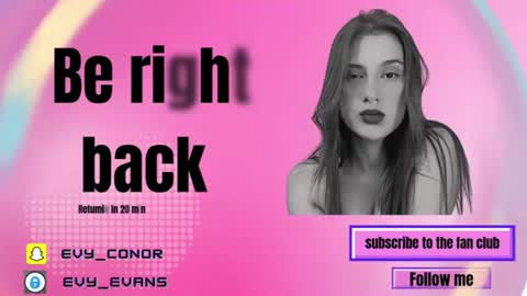 Snapshot of zaphiro__skye chatting on June 22, 10:34 am Skye online show from June 22, 10:34 am