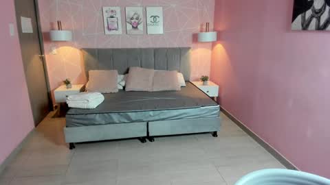 Zara Sweet  online show from January 29, 12:56 pm