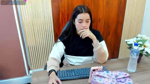 Zara online show from September 22, 12:40 pm