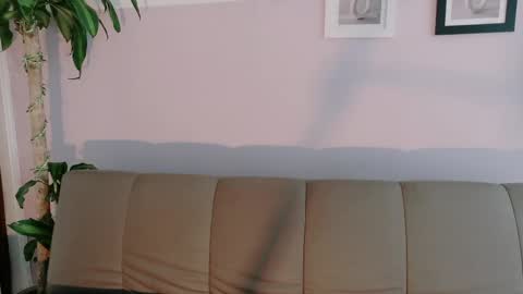 Snapshot of zara_fire chatting on May 4, 10:39 pm zara_fire online show from May 4, 10:39 pm