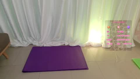 Snapshot of zara_fire chatting on June 8, 8:53 pm zara_fire online show from June 8, 8:53 pm