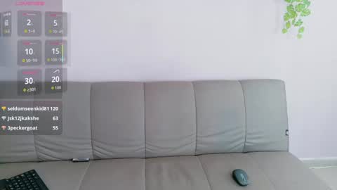 Snapshot of zara_fire chatting on June 19, 8:45 pm zara_fire online show from June 19, 8:45 pm