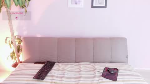 Snapshot of zara_fire chatting on July 10, 11:18 pm zara_fire online show from July 10, 11:18 pm