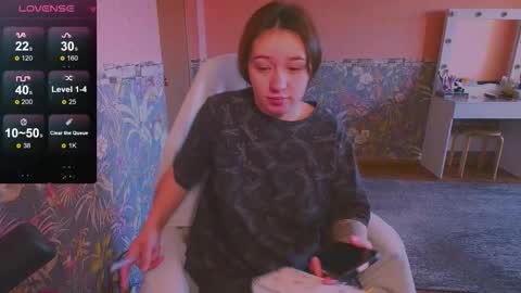 Snapshot of zara_golden chatting on September 29, 2:27 am chaturcum online show from September 29, 2:27 am