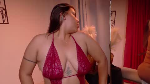 Snapshot of zara_nova chatting on July 2, 3:23 am Zara Nova online show from July 2, 3:23 am