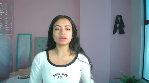 Snapshot of zarah_torres chatting on January 7, 1:14 pm Zarah online show from January 7, 1:14 pm