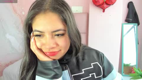 Snapshot of zarah_torres chatting on November 30, 5:39 pm Zarah online show from November 30, 5:39 pm