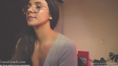 Snapshot of zarahlynch chatting on March 8, 2:34 am Miss Lynch Next show 2911 online show from March 8, 2:34 am