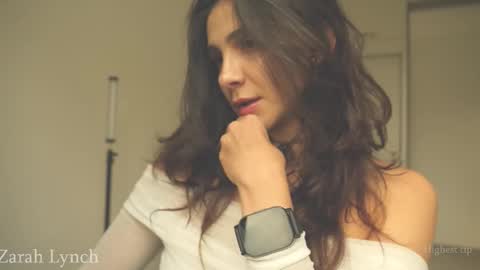 Snapshot of zarahlynch chatting on March 16, 10:25 pm Miss Lynch Next show 2911 online show from March 16, 10:25 pm