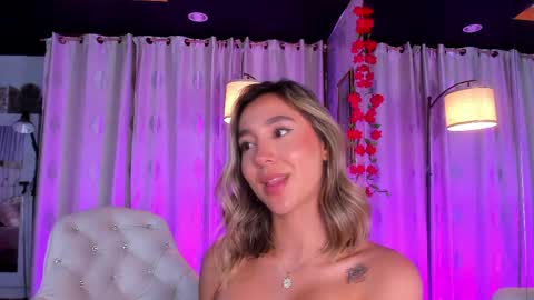 Snapshot of zarajener chatting on May 15, 11:12 pm online show from May 15, 11:12 pm