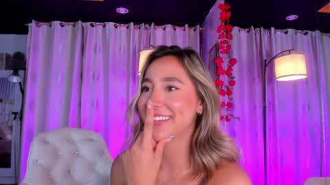 Snapshot of zarajener chatting on May 16, 12:07 am online show from May 16, 12:07 am