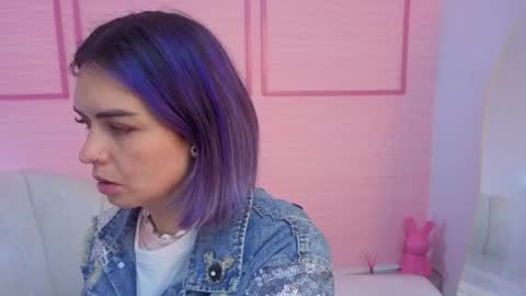 Snapshot of zarcasutra_t chatting on June 17, 12:40 pm Isabella online show from June 17, 12:40 pm