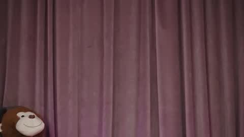 zariaavera online show from March 15, 8:59 pm