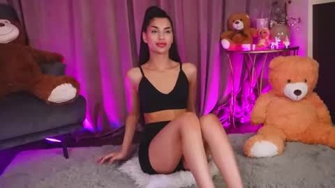 Snapshot of zariaavera chatting on May 11, 4:04 pm zariaavera online show from May 11, 4:04 pm