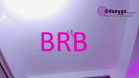 Snapshot of zarianaevanz chatting on February 25, 12:36 am Zariana online show from February 25, 12:36 am