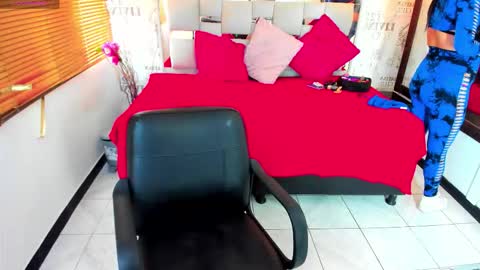 zarid_boobies online show from November 28, 1:14 pm