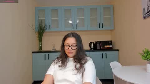 Snapshot of zarifabevi chatting on December 20, 7:15 am Zarifa online show from December 20, 7:15 am