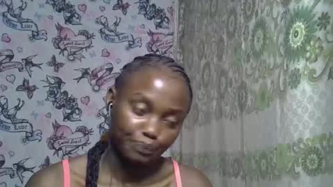 Snapshot of zarinamarlin chatting on May 26, 9:33 pm zarinamarlin online show from May 26, 9:33 pm