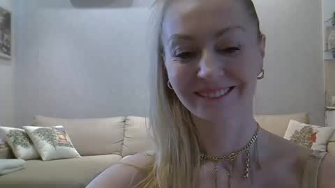 Zarina Swift online show from March 31, 9:32 am