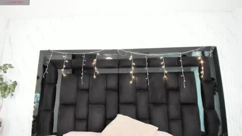 Zarina Waynne online show from March 15, 1:06 pm