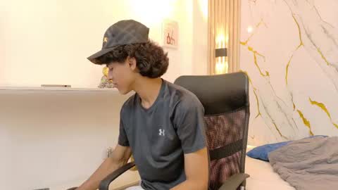 Zayn online show from June 6, 6:56 pm