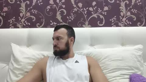 Man 4 sex online show from November 15, 2:31 am