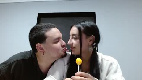 Snapshot of zelda_kuro chatting on November 16, 5:13 am Zelda And Kuro online show from November 16, 5:13 am