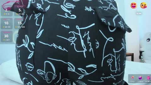 Zenda Evans online show from February 8, 4:04 pm