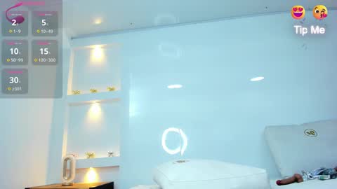 Zenda Evans online show from February 22, 10:29 am