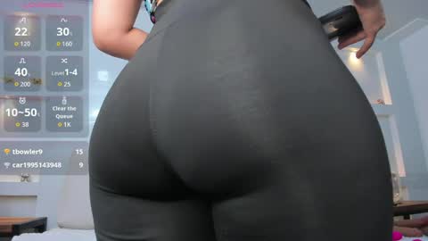 Snapshot of zenda_evans chatting on May 12, 3:47 am Zenda Evans online show from May 12, 3:47 am