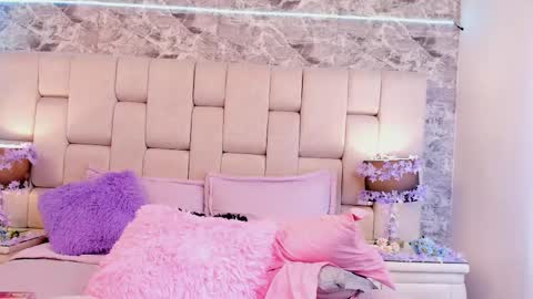 Zendaya online show from February 18, 10:47 pm