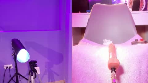 Zendaya online show from January 8, 7:05 pm