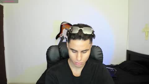 Snapshot of zenhzu chatting on November 26, 1:06 am zenzhu online show from November 26, 1:06 am