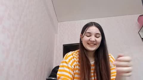 zeniabrossoit online show from February 18, 5:47 am