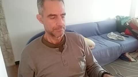 Snapshot of zenikk chatting on April 5, 3:31 pm zenikk online show from April 5, 3:31 pm