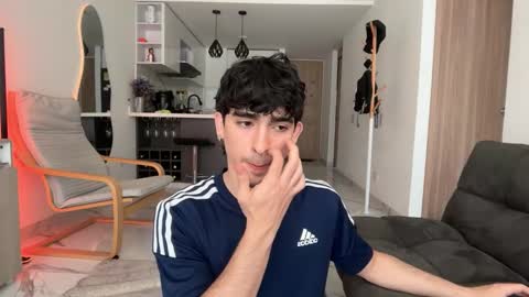 Zenn online show from October 31, 2:07 pm