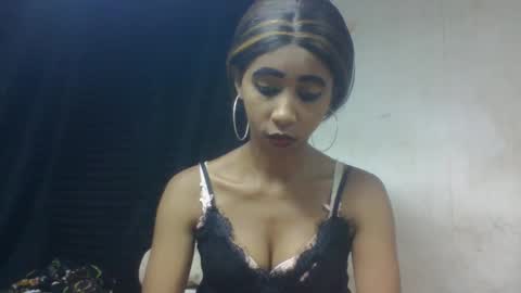 zeolineess online show from October 18, 3:57 pm