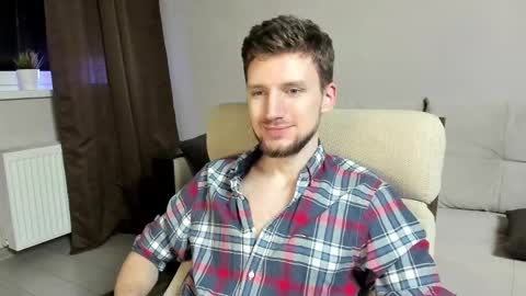 Andrew online show from March 1, 10:53 pm