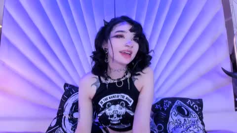    online show from February 17, 8:26 pm