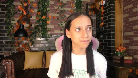 Snapshot of zephyra_angels1 chatting on January 3, 6:57 pm ZEPHYRA ANGELS online show from January 3, 6:57 pm