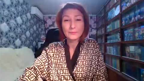 Snapshot of zerilane chatting on December 1, 11:10 pm Elena online show from December 1, 11:10 pm