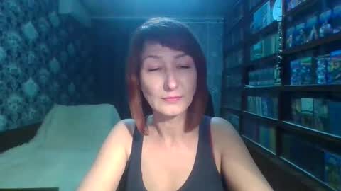 Snapshot of zerilane chatting on March 6, 6:48 pm Elena online show from March 6, 6:48 pm
