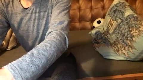 Snapshot of zervale chatting on December 9, 3:54 pm zervale online show from December 9, 3:54 pm