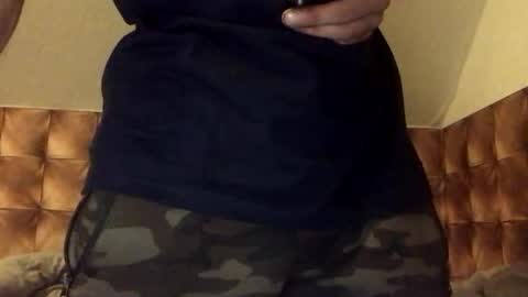 Snapshot of zervale chatting on September 29, 8:57 pm zervale online show from September 29, 8:57 pm