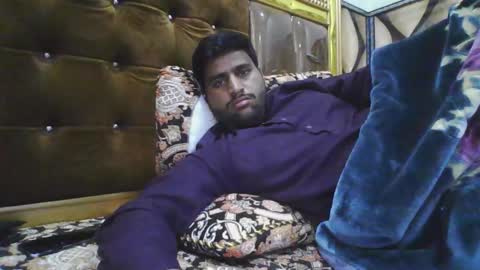 Snapshot of zes6363 chatting on November 30, 12:20 pm zes6363 online show from November 30, 12:20 pm