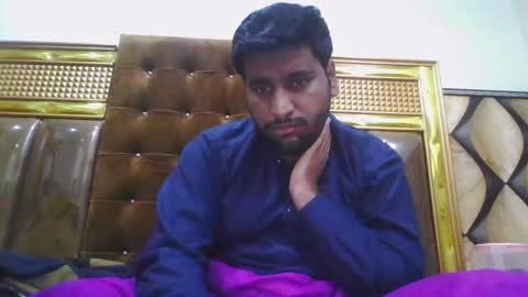 Snapshot of zes6363 chatting on December 4, 4:05 pm zes6363 online show from December 4, 4:05 pm