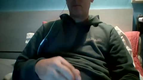 zeus online show from November 1, 3:58 pm