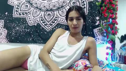 zeus693769 online show from June 24, 5:28 am