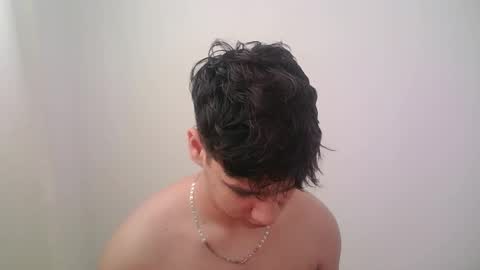 zeus_183 online show from February 8, 7:17 pm